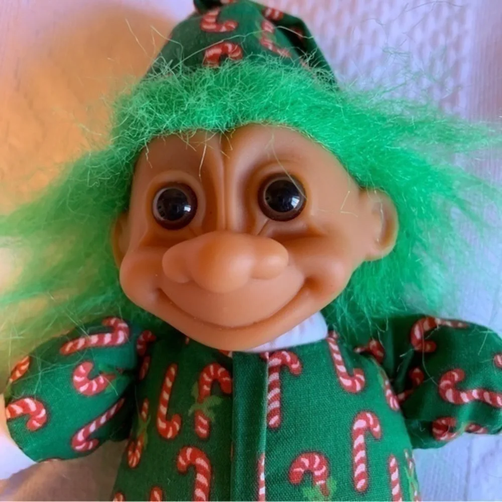 Vintage Russ Troll Christmas Holiday Soft Body‎ Doll With Green Hair